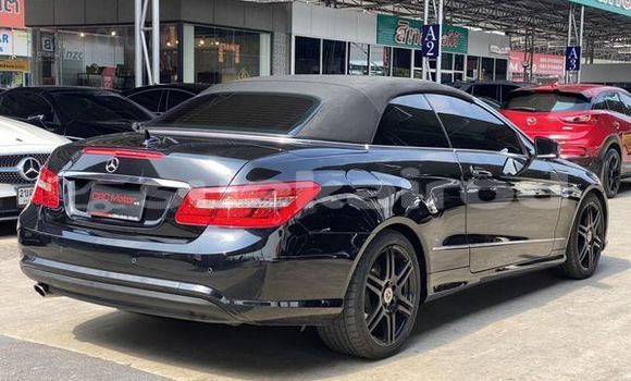 ซื้อ รถมือสอง Mercedes-Benz E200 สีดำ รถยนต์ ใน %{เมือง} ใน กรุงเทพมหานคร ซื้อ รถมือสอง Mercedes-Benz E200 สีดำ รถยนต์ ใน %{เมือง} ใน กรุงเทพมหานคร