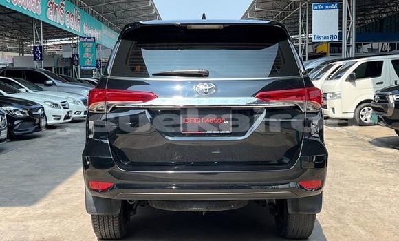 ซื้อ รถมือสอง Toyota Fortuner สีดำ รถยนต์ ใน %{เมือง} ใน กรุงเทพมหานคร ซื้อ รถมือสอง Toyota Fortuner สีดำ รถยนต์ ใน %{เมือง} ใน กรุงเทพมหานคร