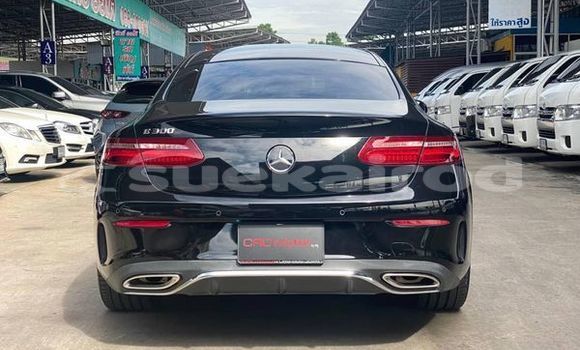 ซื้อ รถมือสอง Mercedes-Benz E-Classe สีดำ รถยนต์ ใน %{เมือง} ใน กรุงเทพมหานคร ซื้อ รถมือสอง Mercedes-Benz E-Classe สีดำ รถยนต์ ใน %{เมือง} ใน กรุงเทพมหานคร