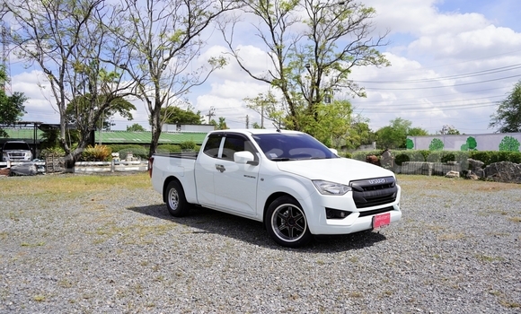 ซื้อ รถมือสอง Isuzu D-Max ขาว รถยนต์ ใน %{เมือง} ใน กรุงเทพมหานคร