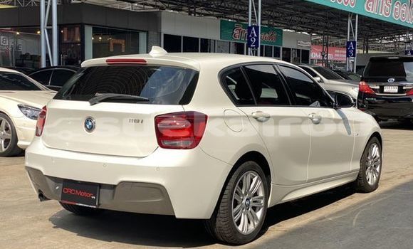 ซื้อ รถมือสอง BMW 1-Series ขาว รถยนต์ ใน %{เมือง} ใน กรุงเทพมหานคร ซื้อ รถมือสอง BMW 1-Series ขาว รถยนต์ ใน %{เมือง} ใน กรุงเทพมหานคร