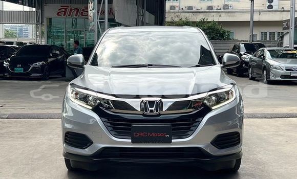 ซื้อ รถมือสอง Honda HR-V เงิน รถยนต์ ใน %{เมือง} ใน กรุงเทพมหานคร ซื้อ รถมือสอง Honda HR-V เงิน รถยนต์ ใน %{เมือง} ใน กรุงเทพมหานคร