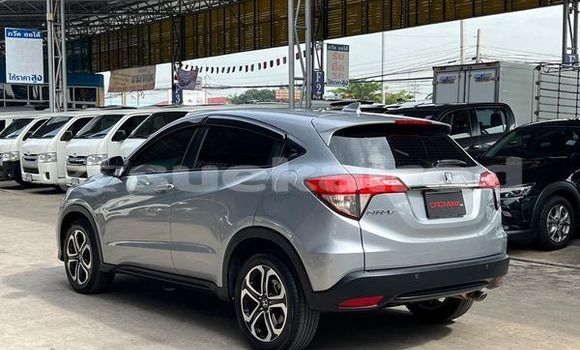 ซื้อ รถมือสอง Honda HR-V เงิน รถยนต์ ใน %{เมือง} ใน กรุงเทพมหานคร ซื้อ รถมือสอง Honda HR-V เงิน รถยนต์ ใน %{เมือง} ใน กรุงเทพมหานคร