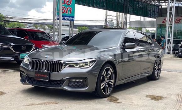ซื้อ รถมือสอง BMW 7-Series สีดำ รถยนต์ ใน %{เมือง} ใน กรุงเทพมหานคร ซื้อ รถมือสอง BMW 7-Series สีดำ รถยนต์ ใน %{เมือง} ใน กรุงเทพมหานคร