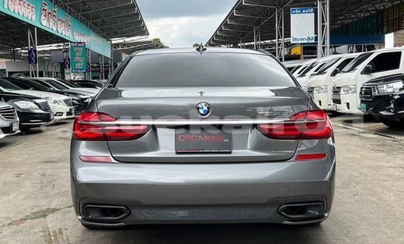 ซื้อ รถมือสอง BMW 7-Series สีดำ รถยนต์ ใน %{เมือง} ใน กรุงเทพมหานคร ซื้อ รถมือสอง BMW 7-Series สีดำ รถยนต์ ใน %{เมือง} ใน กรุงเทพมหานคร