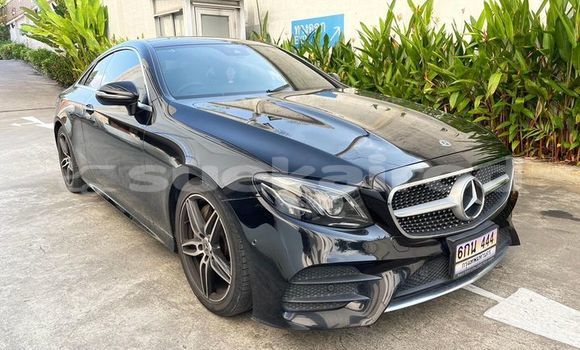 ซื้อ รถมือสอง Mercedes-Benz E-Classe สีดำ รถยนต์ ใน %{เมือง} ใน กรุงเทพมหานคร ซื้อ รถมือสอง Mercedes-Benz E-Classe สีดำ รถยนต์ ใน %{เมือง} ใน กรุงเทพมหานคร