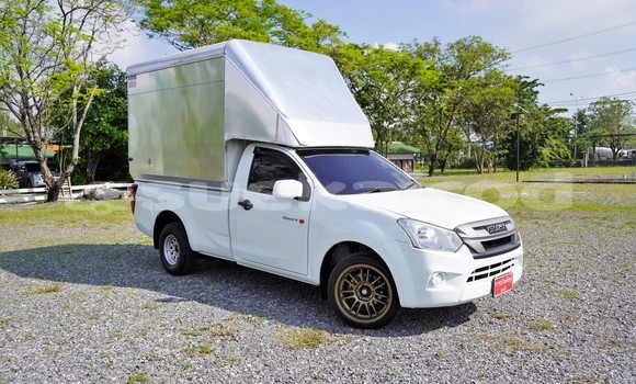 ซื้อ รถมือสอง Isuzu D-Max ขาว รถยนต์ ใน %{เมือง} ใน กรุงเทพมหานคร