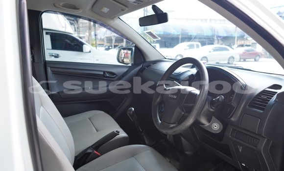 ซื้อ รถมือสอง Isuzu D-Max ขาว รถยนต์ ใน %{เมือง} ใน กรุงเทพมหานคร ซื้อ รถมือสอง Isuzu D-Max ขาว รถยนต์ ใน %{เมือง} ใน กรุงเทพมหานคร