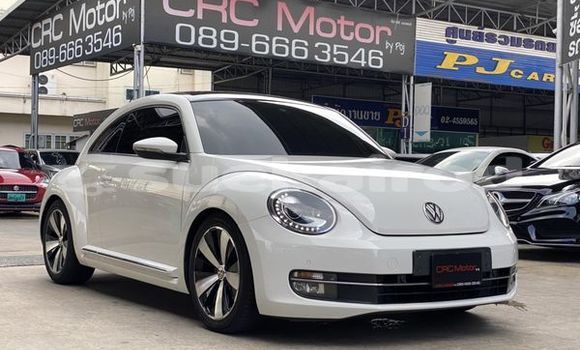 Buy Used Volkswagen Beetle White Car in Bangkok in Bangkok