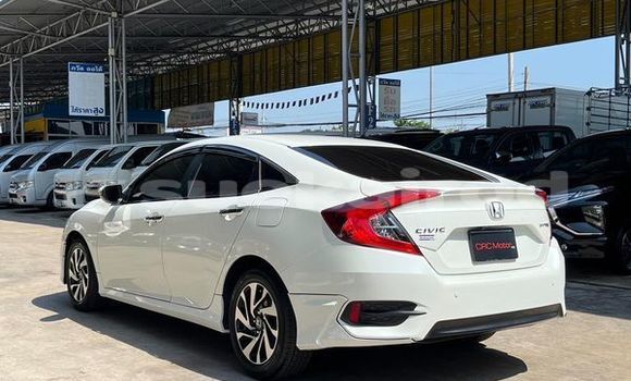 ซื้อ รถมือสอง Honda Civic ขาว รถยนต์ ใน %{เมือง} ใน กรุงเทพมหานคร ซื้อ รถมือสอง Honda Civic ขาว รถยนต์ ใน %{เมือง} ใน กรุงเทพมหานคร