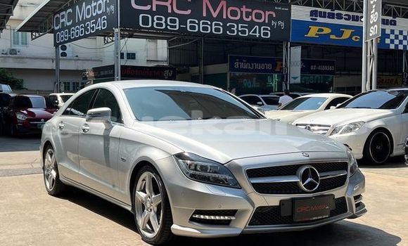 Buy Used Mercedes-Benz CLS-klasse Silver Car in Bangkok in Bangkok Buy Used Mercedes-Benz CLS-klasse Silver Car in Bangkok in Bangkok