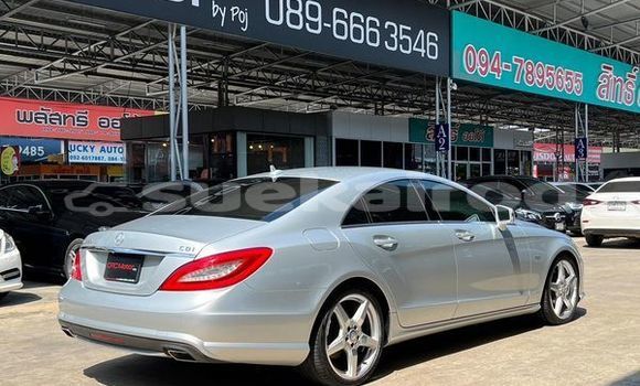 ซื้อ รถมือสอง Mercedes-Benz CLS-klasse เงิน รถยนต์ ใน %{เมือง} ใน กรุงเทพมหานคร ซื้อ รถมือสอง Mercedes-Benz CLS-klasse เงิน รถยนต์ ใน %{เมือง} ใน กรุงเทพมหานคร