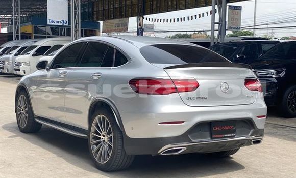 ซื้อ รถมือสอง Mercedes-Benz GLC 250D เงิน รถยนต์ ใน %{เมือง} ใน กรุงเทพมหานคร ซื้อ รถมือสอง Mercedes-Benz GLC 250D เงิน รถยนต์ ใน %{เมือง} ใน กรุงเทพมหานคร