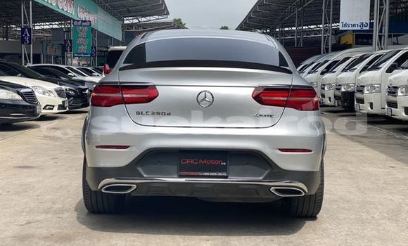 ซื้อ รถมือสอง Mercedes-Benz GLC 250D เงิน รถยนต์ ใน %{เมือง} ใน กรุงเทพมหานคร ซื้อ รถมือสอง Mercedes-Benz GLC 250D เงิน รถยนต์ ใน %{เมือง} ใน กรุงเทพมหานคร