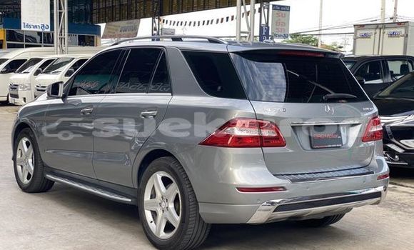 ซื้อ รถมือสอง Mercedes‒Benz ML–Class เงิน รถยนต์ ใน %{เมือง} ใน กรุงเทพมหานคร ซื้อ รถมือสอง Mercedes‒Benz ML–Class เงิน รถยนต์ ใน %{เมือง} ใน กรุงเทพมหานคร