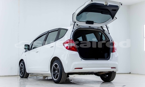 Buy Used Honda Jazz White Car in Bangkok in Bangkok Buy Used Honda Jazz White Car in Bangkok in Bangkok