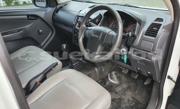 ซื้อ รถมือสอง Isuzu D-Max ขาว รถยนต์ ใน %{เมือง} ใน กรุงเทพมหานคร ซื้อ รถมือสอง Isuzu D-Max ขาว รถยนต์ ใน %{เมือง} ใน กรุงเทพมหานคร