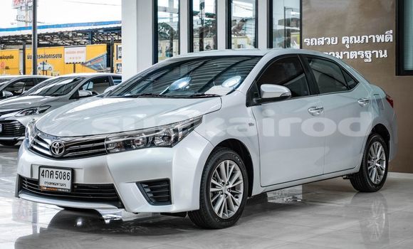 ซื้อ รถมือสอง Toyota Altis เงิน รถยนต์ ใน %{เมือง} ใน กรุงเทพมหานคร