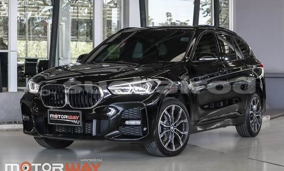 ซื้อ รถมือสอง BMW X1 สีดำ รถยนต์ ใน %{เมือง} ใน กรุงเทพมหานคร