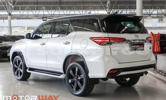 Buy Used Toyota Fortuner White Car in Bangkok in Bangkok Buy Used Toyota Fortuner White Car in Bangkok in Bangkok