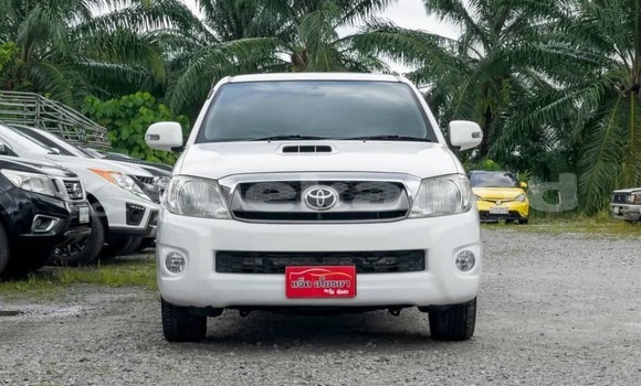 ซื้อ รถมือสอง Toyota Hiluxe VIGO ขาว รถยนต์ ใน %{เมือง} ใน กรุงเทพมหานคร ซื้อ รถมือสอง Toyota Hiluxe VIGO ขาว รถยนต์ ใน %{เมือง} ใน กรุงเทพมหานคร