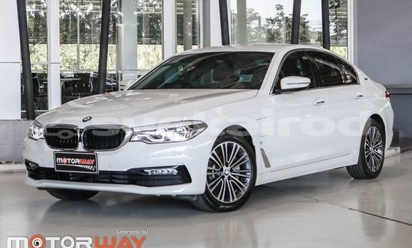 ซื้อ รถมือสอง BMW 5–Series ขาว รถยนต์ ใน %{เมือง} ใน กรุงเทพมหานคร