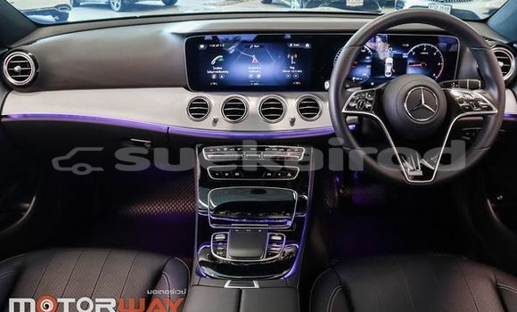 Buy Used Mercedes-Benz E-Classe Silver Car in Bangkok in Bangkok Buy Used Mercedes-Benz E-Classe Silver Car in Bangkok in Bangkok