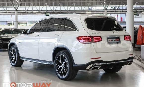 Buy Used Mercedes-Benz GLC White Car in Bangkok in Bangkok Buy Used Mercedes-Benz GLC White Car in Bangkok in Bangkok