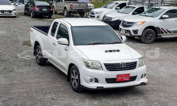 ซื้อ รถมือสอง Toyota Hiluxe VIGO ขาว รถยนต์ ใน %{เมือง} ใน กรุงเทพมหานคร ซื้อ รถมือสอง Toyota Hiluxe VIGO ขาว รถยนต์ ใน %{เมือง} ใน กรุงเทพมหานคร