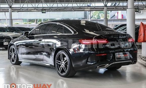 Buy Used Mercedes-Benz E-Classe Black Car in Bangkok in Bangkok Buy Used Mercedes-Benz E-Classe Black Car in Bangkok in Bangkok