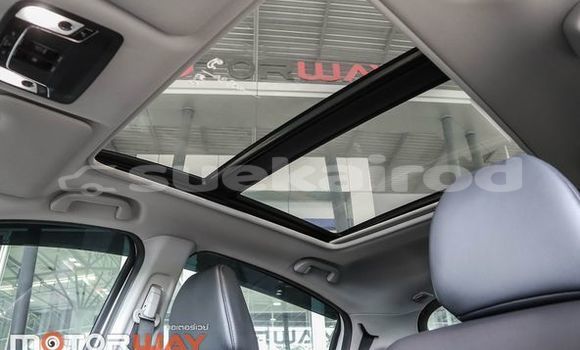 Buy Used Honda HR-V White Car in Bangkok in Bangkok Buy Used Honda HR-V White Car in Bangkok in Bangkok