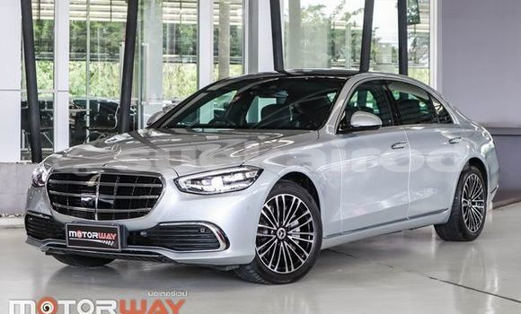 ซื้อ รถมือสอง Mercedes-Benz S-klasse เงิน รถยนต์ ใน %{เมือง} ใน กรุงเทพมหานคร
