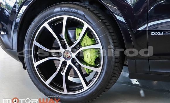 ซื้อ รถมือสอง Porsche Cayenne สีดำ รถยนต์ ใน %{เมือง} ใน กรุงเทพมหานคร ซื้อ รถมือสอง Porsche Cayenne สีดำ รถยนต์ ใน %{เมือง} ใน กรุงเทพมหานคร