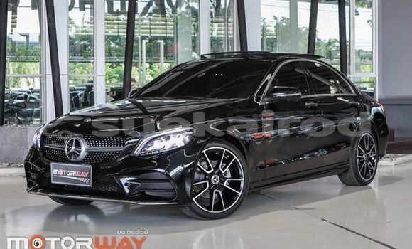 ซื้อ รถมือสอง Mercedes-Benz C-Classe สีดำ รถยนต์ ใน %{เมือง} ใน กรุงเทพมหานคร