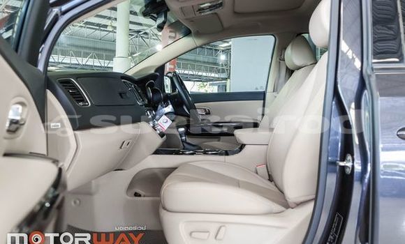 Buy Used Kia Carnival Black Car in Bangkok in Bangkok Buy Used Kia Carnival Black Car in Bangkok in Bangkok