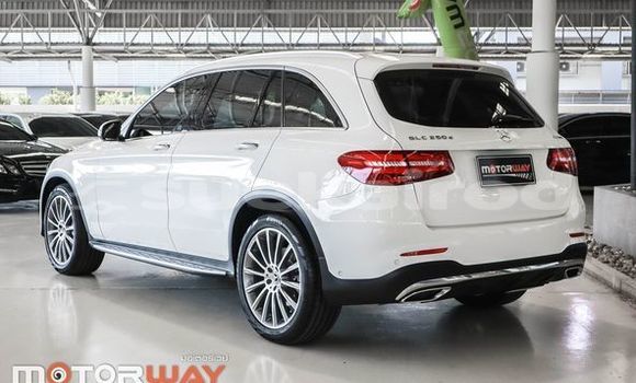 ซื้อ รถมือสอง Mercedes-Benz GLC ขาว รถยนต์ ใน %{เมือง} ใน กรุงเทพมหานคร ซื้อ รถมือสอง Mercedes-Benz GLC ขาว รถยนต์ ใน %{เมือง} ใน กรุงเทพมหานคร