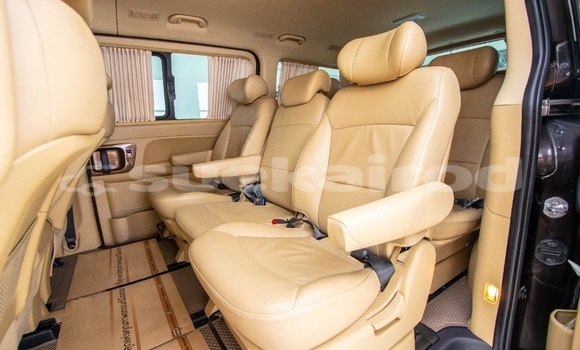 ซื้อ รถมือสอง Hyundai H1 สีดำ รถยนต์ ใน %{เมือง} ใน กรุงเทพมหานคร ซื้อ รถมือสอง Hyundai H1 สีดำ รถยนต์ ใน %{เมือง} ใน กรุงเทพมหานคร