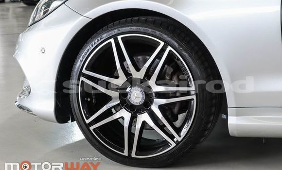 Buy Used Mercedes-Benz E-Classe Silver Car in Bangkok in Bangkok Buy Used Mercedes-Benz E-Classe Silver Car in Bangkok in Bangkok