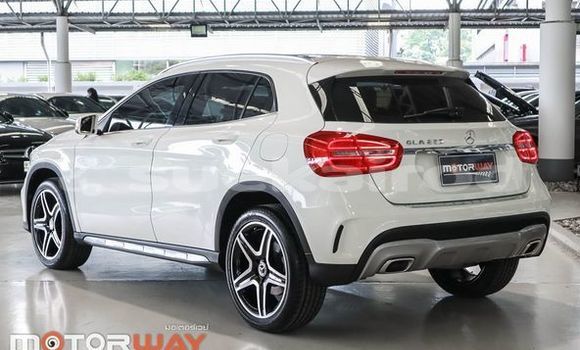 Buy Used Mercedes-Benz GLA-klasse White Car in Bangkok in Bangkok Buy Used Mercedes-Benz GLA-klasse White Car in Bangkok in Bangkok