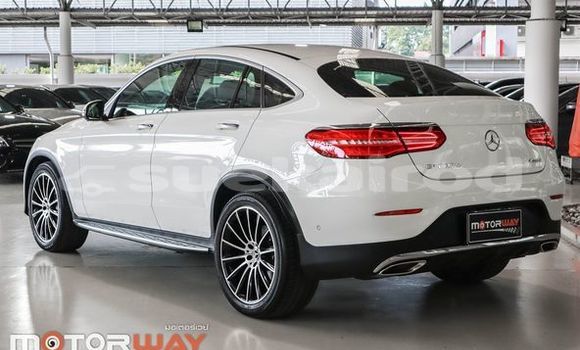 ซื้อ รถมือสอง Mercedes-Benz GLC ขาว รถยนต์ ใน %{เมือง} ใน กรุงเทพมหานคร ซื้อ รถมือสอง Mercedes-Benz GLC ขาว รถยนต์ ใน %{เมือง} ใน กรุงเทพมหานคร