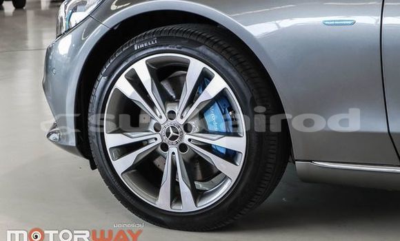 Buy Used Mercedes-Benz C-Classe Silver Car in Bangkok in Bangkok Buy Used Mercedes-Benz C-Classe Silver Car in Bangkok in Bangkok