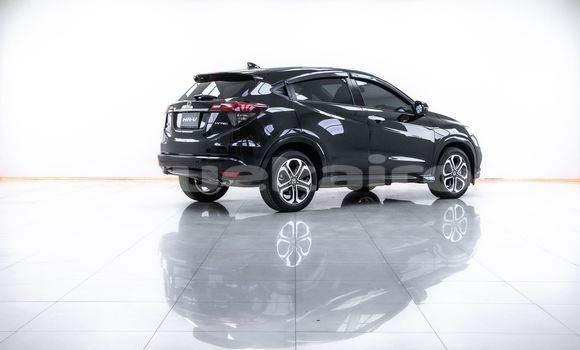 ซื้อ รถมือสอง Honda HR-V สีดำ รถยนต์ ใน %{เมือง} ใน กรุงเทพมหานคร ซื้อ รถมือสอง Honda HR-V สีดำ รถยนต์ ใน %{เมือง} ใน กรุงเทพมหานคร