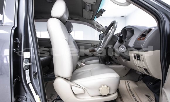 Buy Used Toyota Hiluxe VIGO Other Car in Bangkok in Bangkok Buy Used Toyota Hiluxe VIGO Other Car in Bangkok in Bangkok