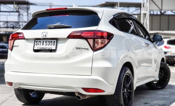 ซื้อ รถมือสอง Honda HR–V ขาว รถยนต์ ใน %{เมือง} ใน กรุงเทพมหานคร ซื้อ รถมือสอง Honda HR–V ขาว รถยนต์ ใน %{เมือง} ใน กรุงเทพมหานคร