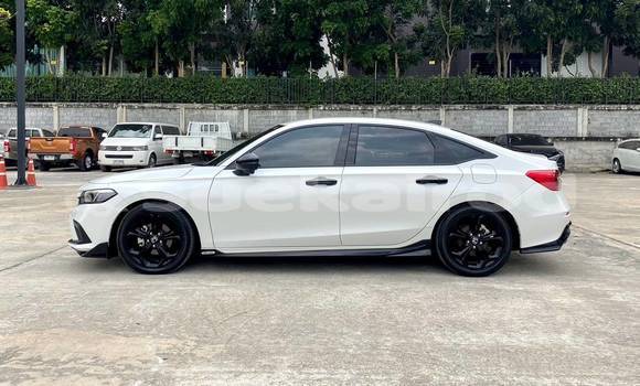 Buy Used Honda Civic White Car in Bangkok in Bangkok Buy Used Honda Civic White Car in Bangkok in Bangkok