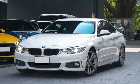 ซื้อ รถมือสอง BMW 4-Series ขาว รถยนต์ ใน %{เมือง} ใน กรุงเทพมหานคร