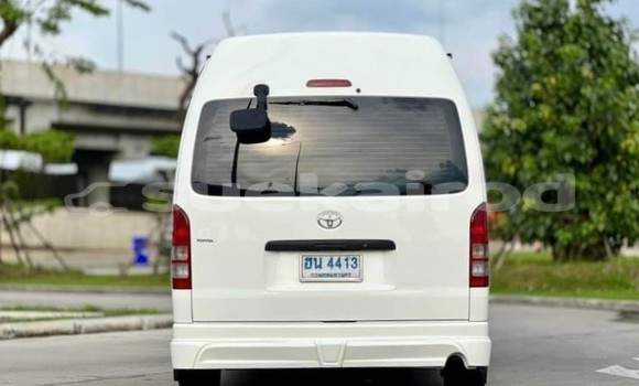 ซื้อ รถมือสอง Toyota Commuter ขาว รถยนต์ ใน %{เมือง} ใน กรุงเทพมหานคร ซื้อ รถมือสอง Toyota Commuter ขาว รถยนต์ ใน %{เมือง} ใน กรุงเทพมหานคร