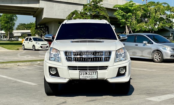 ซื้อ รถมือสอง Isuzu MU-7 ขาว รถยนต์ ใน %{เมือง} ใน กรุงเทพมหานคร ซื้อ รถมือสอง Isuzu MU-7 ขาว รถยนต์ ใน %{เมือง} ใน กรุงเทพมหานคร