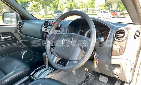 ซื้อ รถมือสอง Isuzu MU-7 ขาว รถยนต์ ใน %{เมือง} ใน กรุงเทพมหานคร ซื้อ รถมือสอง Isuzu MU-7 ขาว รถยนต์ ใน %{เมือง} ใน กรุงเทพมหานคร