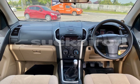 ซื้อ รถมือสอง Isuzu D-Max สีน้ำตาล รถยนต์ ใน %{เมือง} ใน กรุงเทพมหานคร ซื้อ รถมือสอง Isuzu D-Max สีน้ำตาล รถยนต์ ใน %{เมือง} ใน กรุงเทพมหานคร